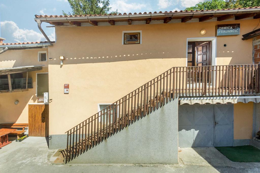 Farm Stay Ferjancic Vipava Bagian luar foto